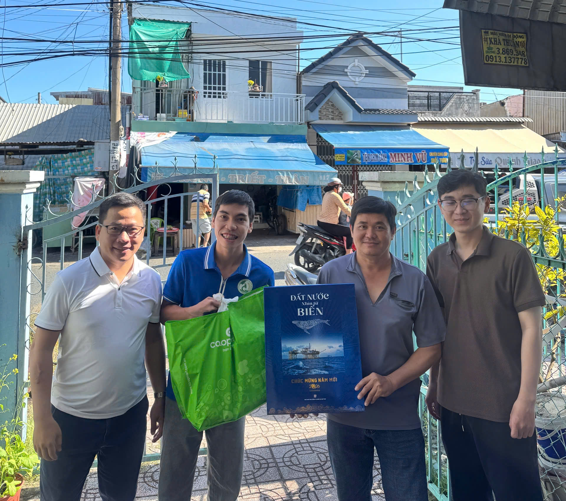 HOẠT ĐỘNG TẶNG QUÀ TẾT 2026 CHO CÁC NÔNG HỘ TẠI AN GIANG