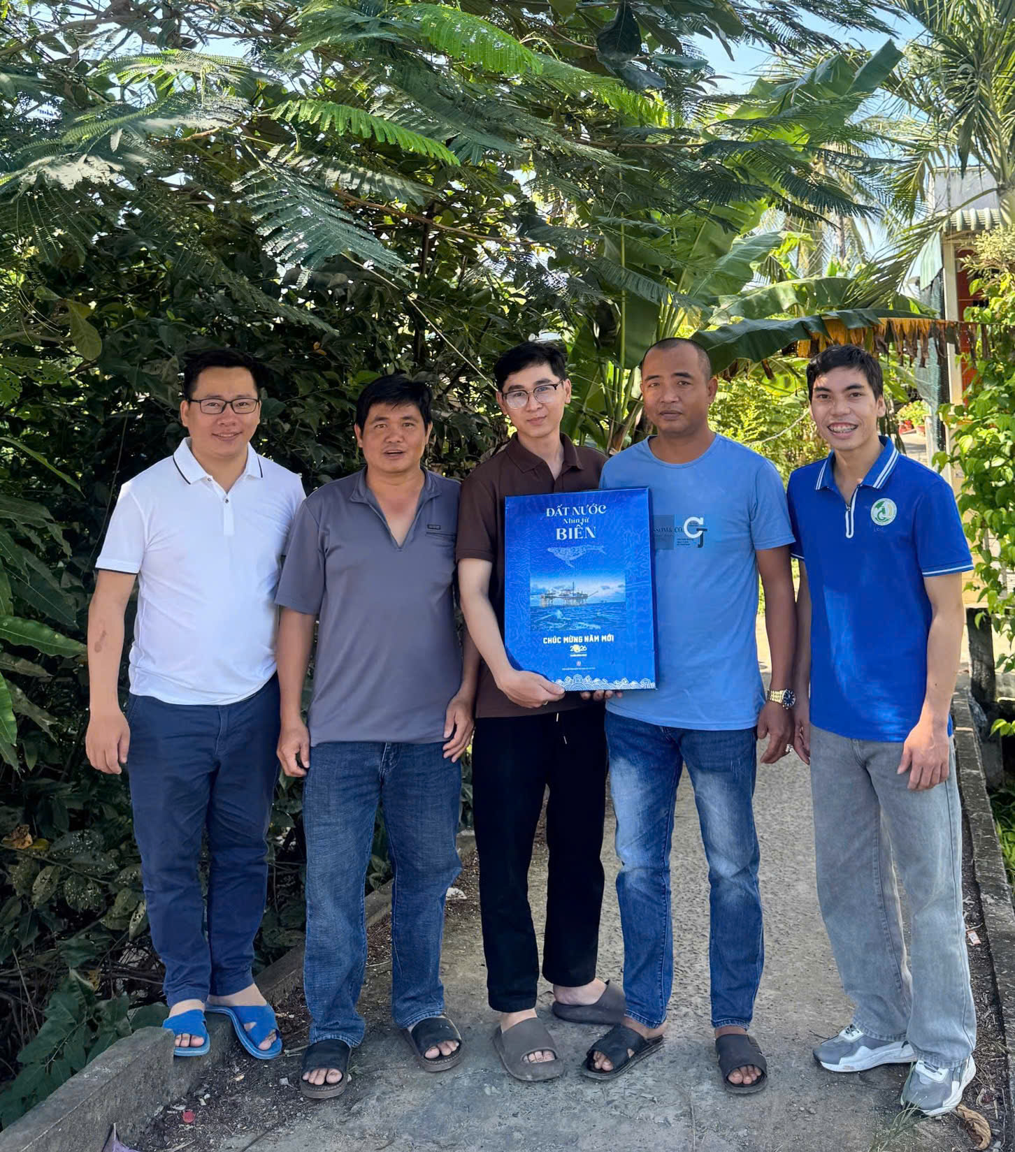 HOẠT ĐỘNG TẶNG QUÀ TẾT 2026 CHO CÁC NÔNG HỘ TẠI AN GIANG