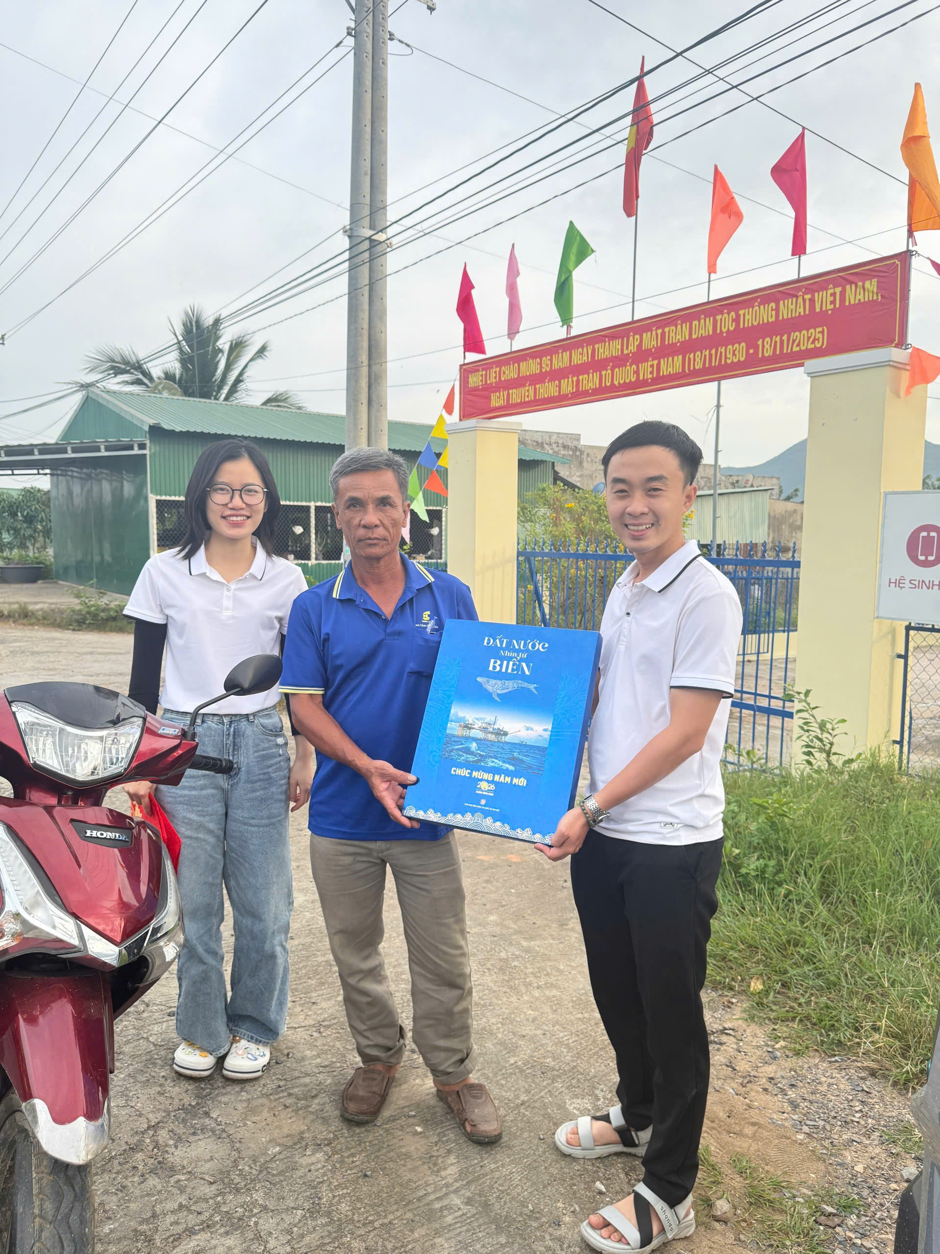 HOẠT ĐỘNG TẶNG QUÀ TẾT 2026 CHO CÁC NÔNG HỘ TẠI BÌNH THUẬN, NINH THUẬN VÀ VŨNG TÀU